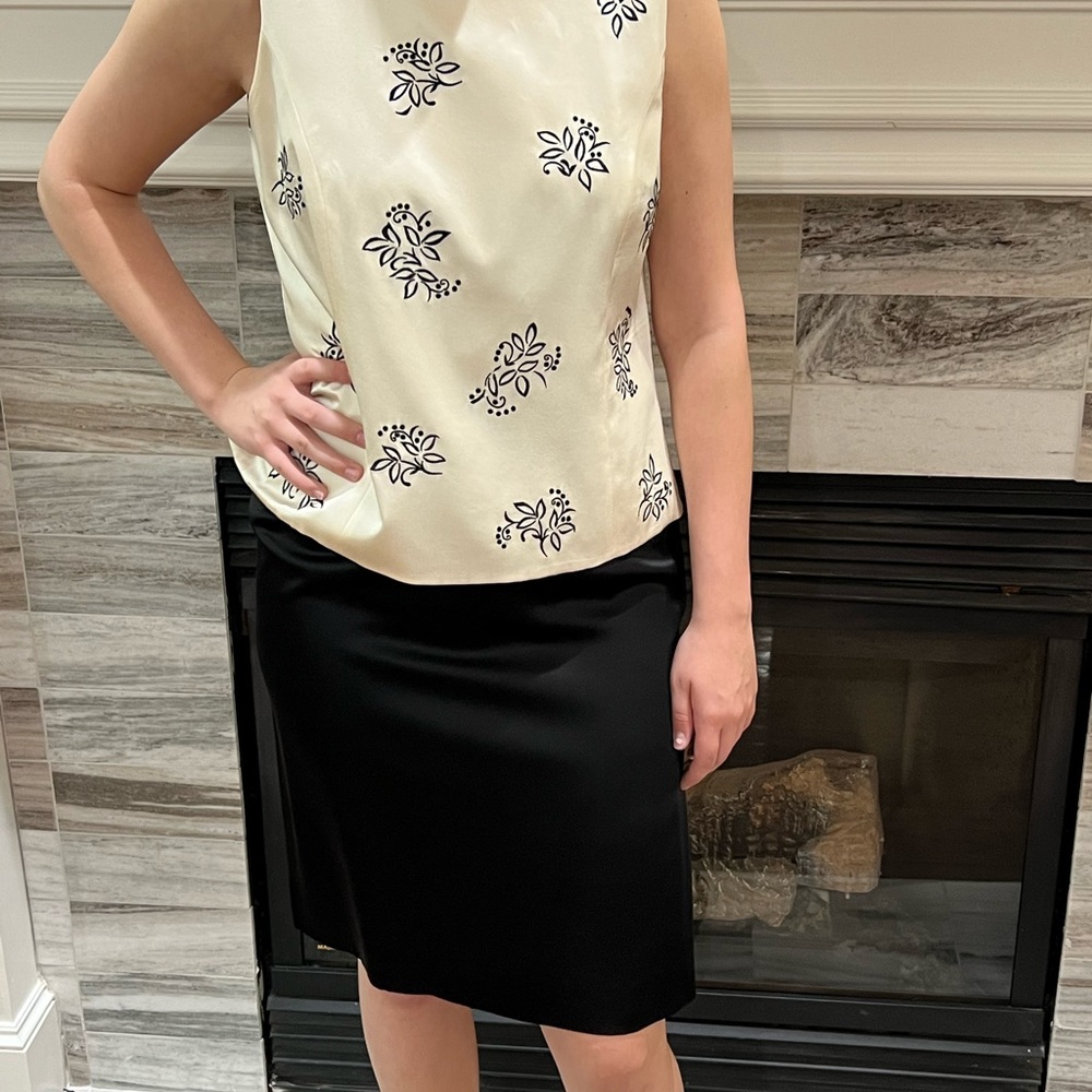 Talbots Cream Sleeveless Blouse with Black Floral Print